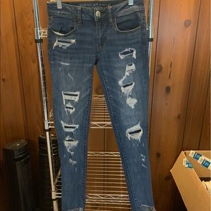 Ripped Size 2 American Eagle Jeans